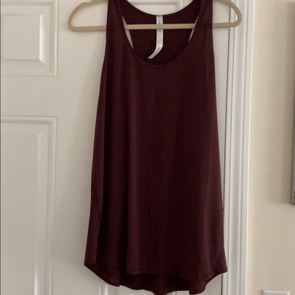 Lululemon, Brand new essential pleated tank